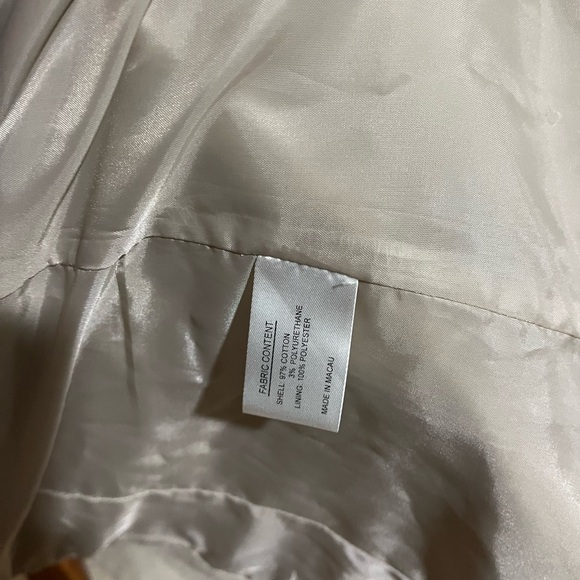 Gallery tan trench coat - Picture 2 of 14